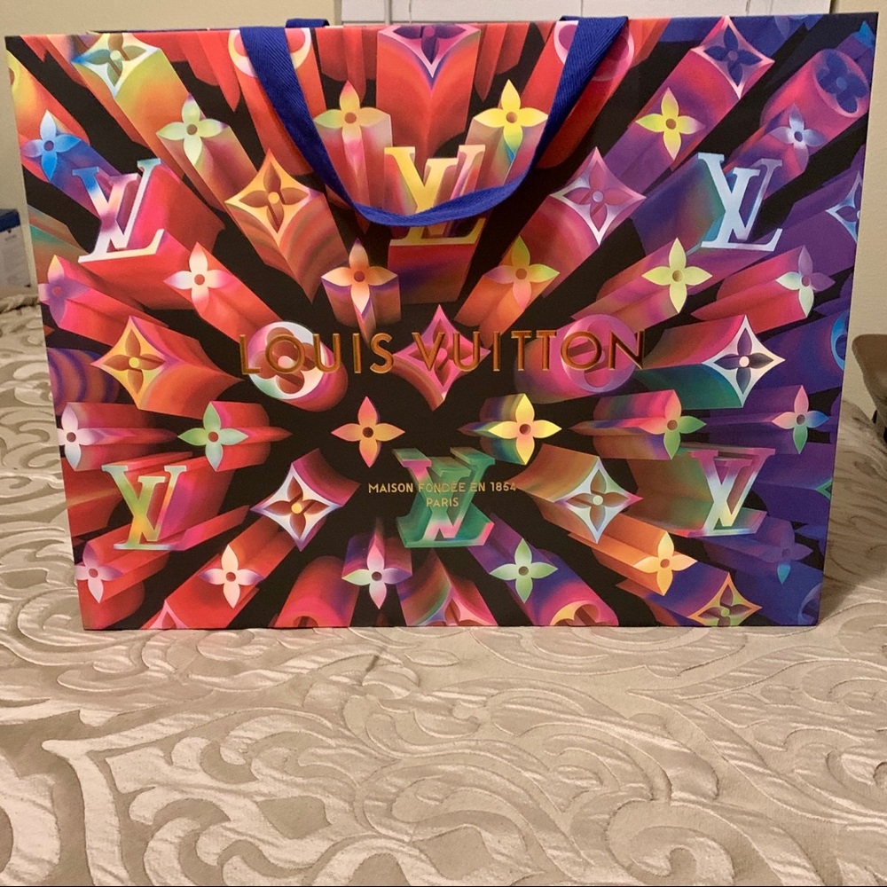 Louis Vuitton 2019 Large Holiday Shopping Bag